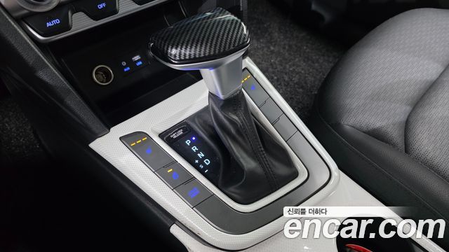 Hyundai AVANTE 2019 — photo 9