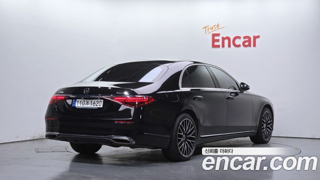 Mercedes-Benz S-Class 2022 — photo 2