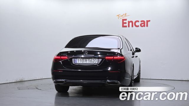Mercedes-Benz S-Class 2022 — photo 4