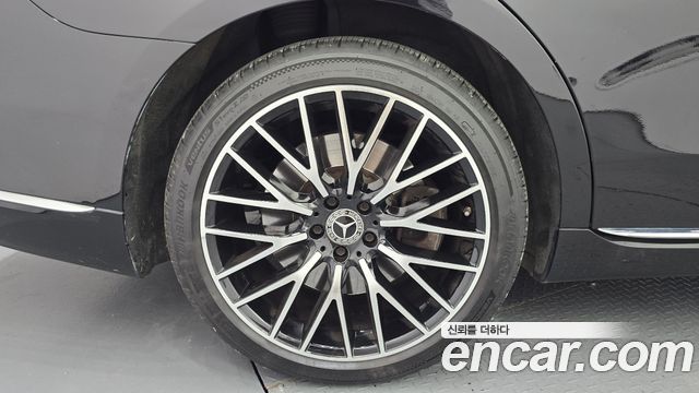 Mercedes-Benz S-Class 2022 — photo 5