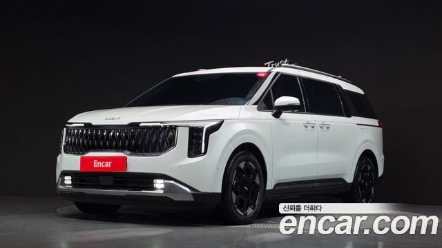 Kia Canival 2025 — photo 1