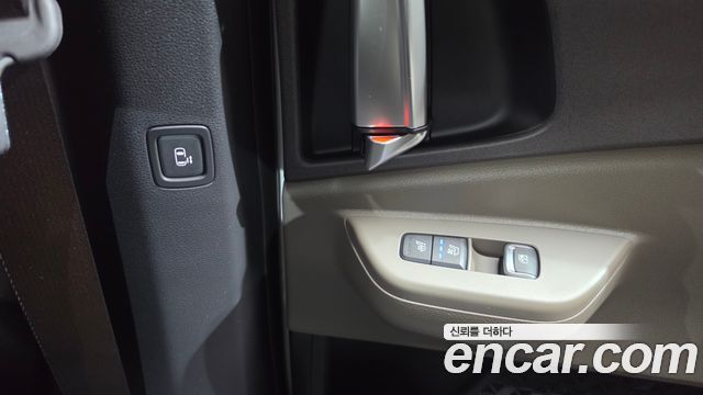 Kia Canival 2025 — photo 30