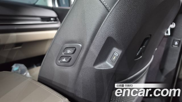 Kia Canival 2025 — photo 31