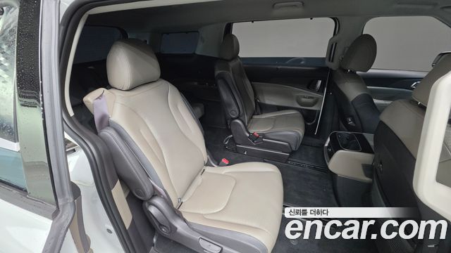 Kia Canival 2025 — photo 32