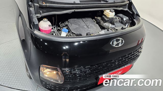 Hyundai Staria 2023 — photo 6