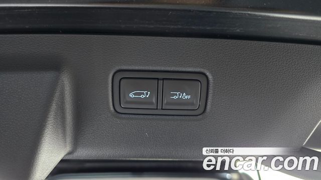 Hyundai Staria 2023 — photo 22