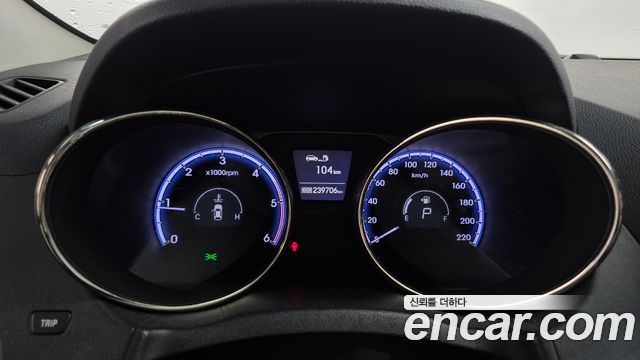Hyundai Tucson 2012 — photo 8