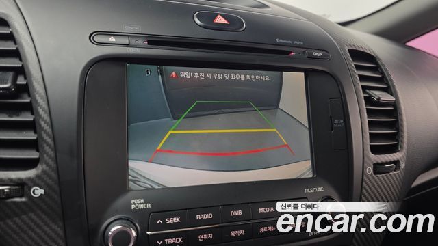 Kia K3 2015 — photo 20
