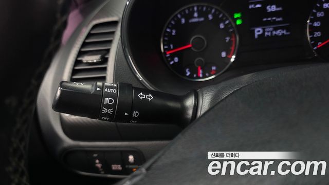 Kia K3 2015 — photo 28