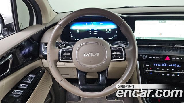 Kia Canival 2023 — photo 13