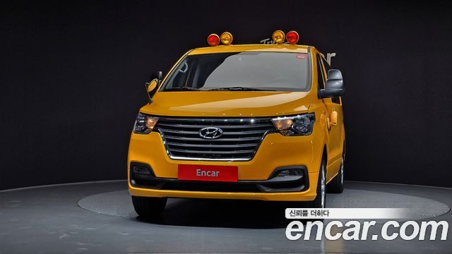 Hyundai Starex 2021 — photo 3