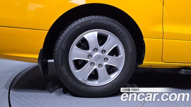 Hyundai Starex 2021 — photo 5