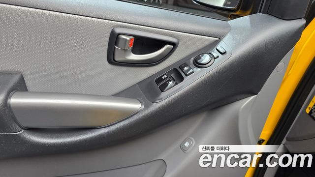 Hyundai Starex 2021 — photo 23