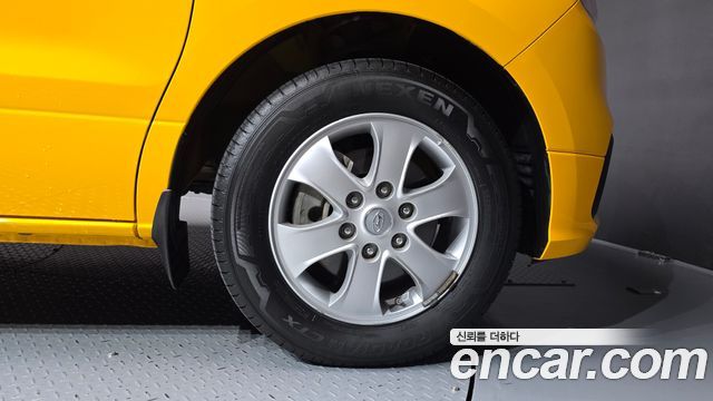 Hyundai Starex 2021 — photo 7
