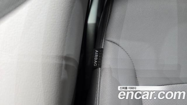 Hyundai Starex 2021 — photo 28