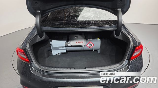 Hyundai Grandeur 2019 — photo 19