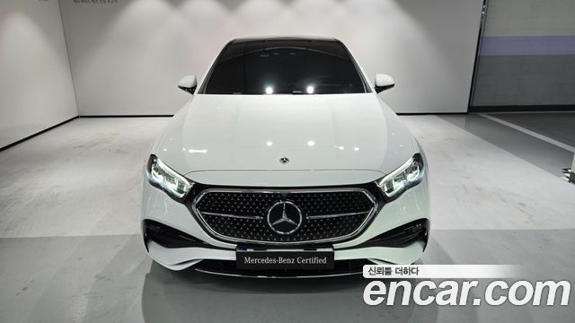 Mercedes-Benz E-Class 2026 — photo 6