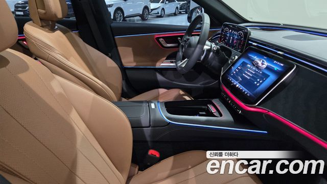 Mercedes-Benz E-Class 2026 — photo 18