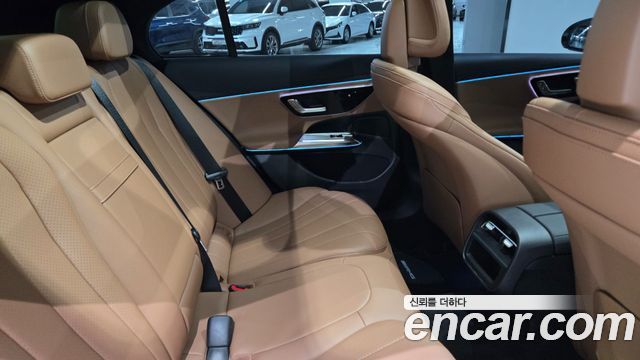 Mercedes-Benz E-Class 2026 — photo 20
