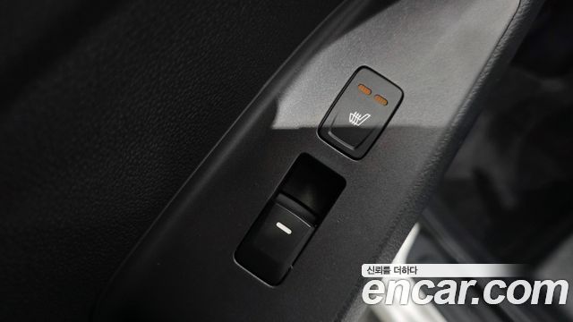 Kia K3 2015 — photo 28