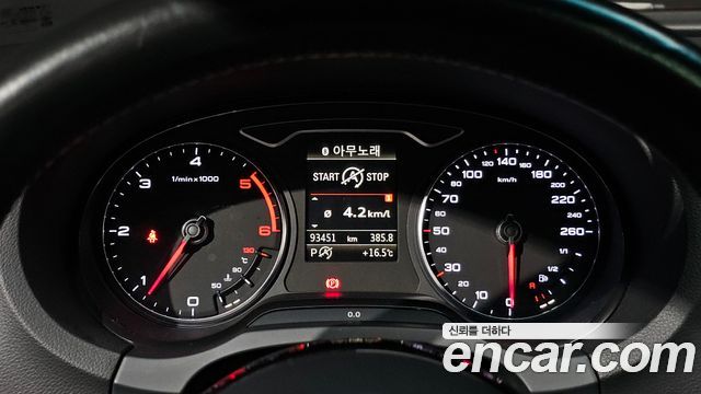 Audi A3 2015 — photo 8