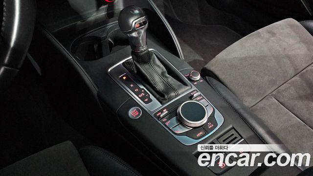 Audi A3 2015 — photo 9