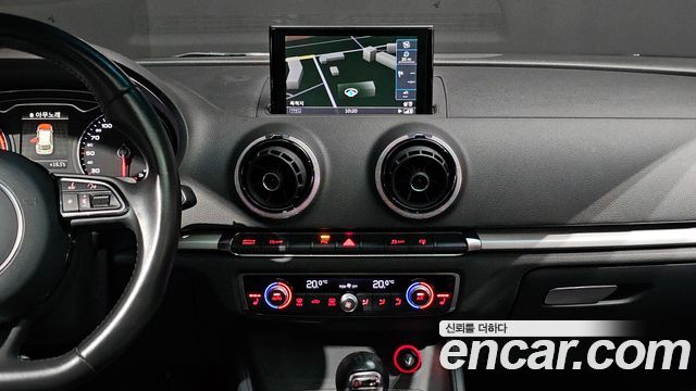 Audi A3 2015 — photo 14