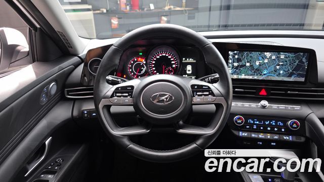 Hyundai AVANTE 2023 — photo 13