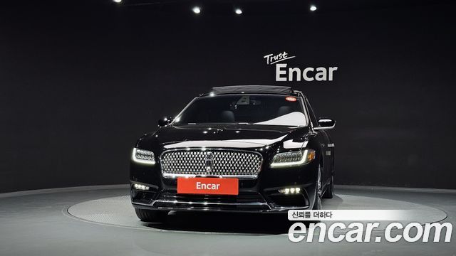 Lincoln Continental 2017 — photo 3