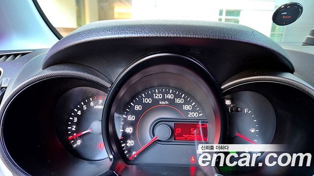 Kia RAY 2017 — photo 11