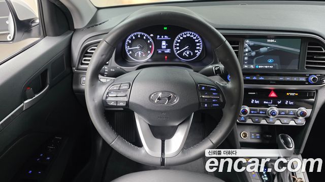 Hyundai AVANTE 2020 — photo 20