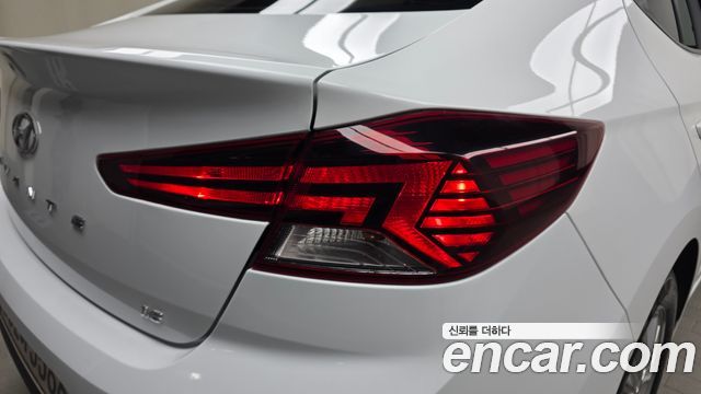 Hyundai AVANTE 2020 — photo 9