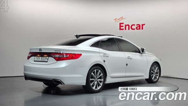 Hyundai Grandeur 2015 — photo 2