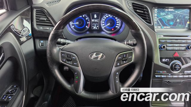 Hyundai Grandeur 2015 — photo 18
