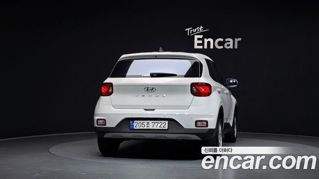 Hyundai Venue 2023 — photo 4
