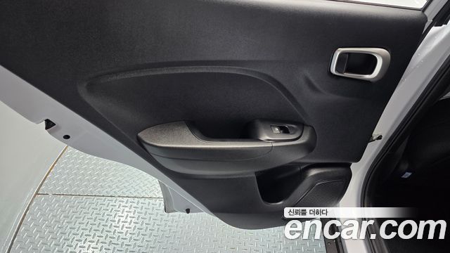 Hyundai Venue 2023 — photo 15