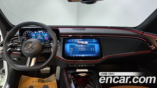 Mercedes-Benz E-Class 2026 — photo 17