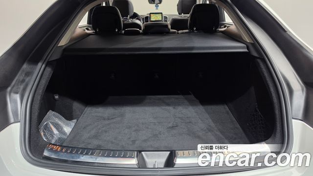 Mercedes-Benz GLE-Class 2017 — photo 20