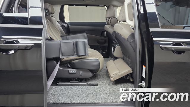 Kia Canival 2025 — photo 17