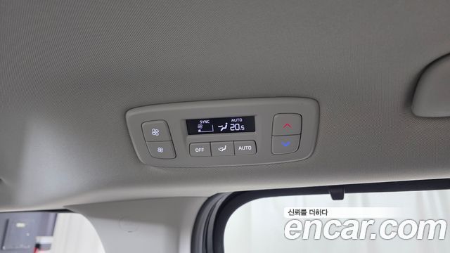 Kia Canival 2025 — photo 23