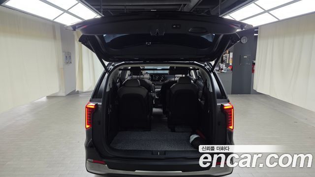Kia Canival 2025 — photo 24