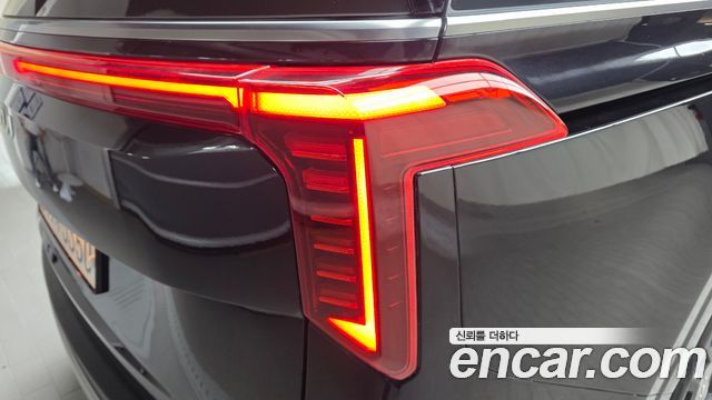 Kia Canival 2025 — photo 9