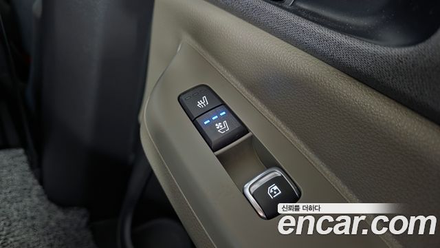 Kia Canival 2025 — photo 28