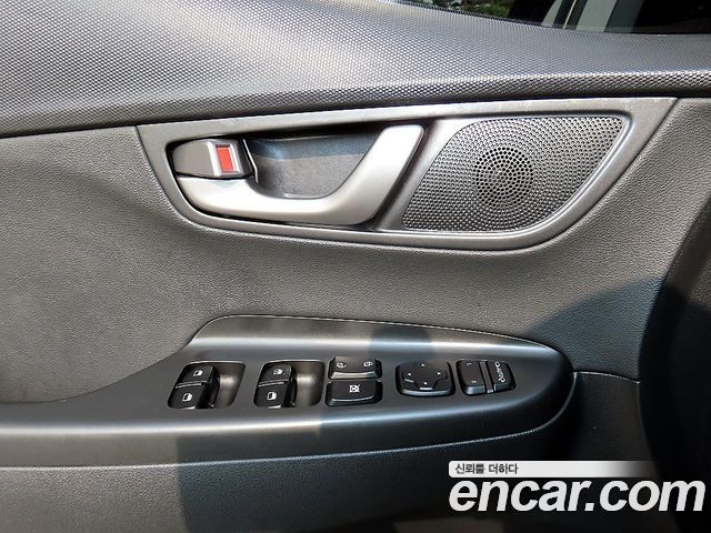 Hyundai Kona 2019 — photo 11