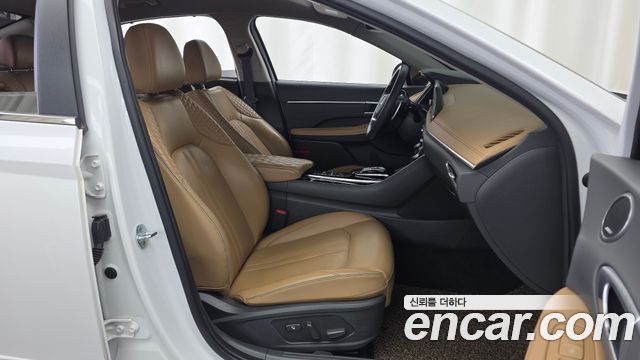 Hyundai Sonata 2020 — photo 11
