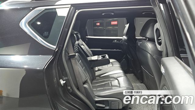 KG Mobility Rexton 2019 — photo 17