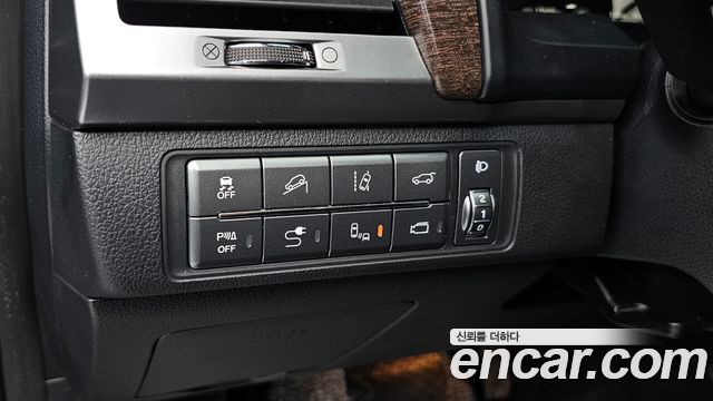 KG Mobility Rexton 2019 — photo 26