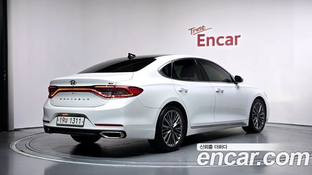 Hyundai Grandeur 2018 — photo 2