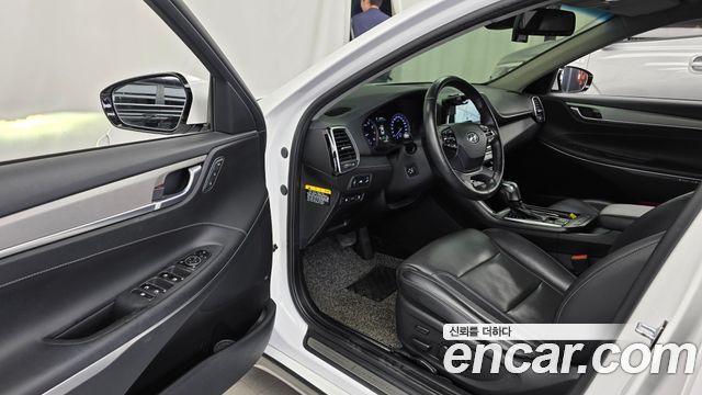 Hyundai Grandeur 2018 — photo 10