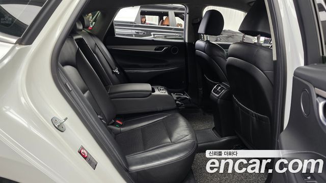 Hyundai Grandeur 2018 — photo 12